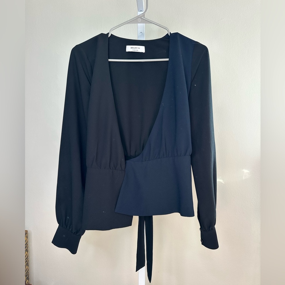 Bailey 44 Top in Size XS